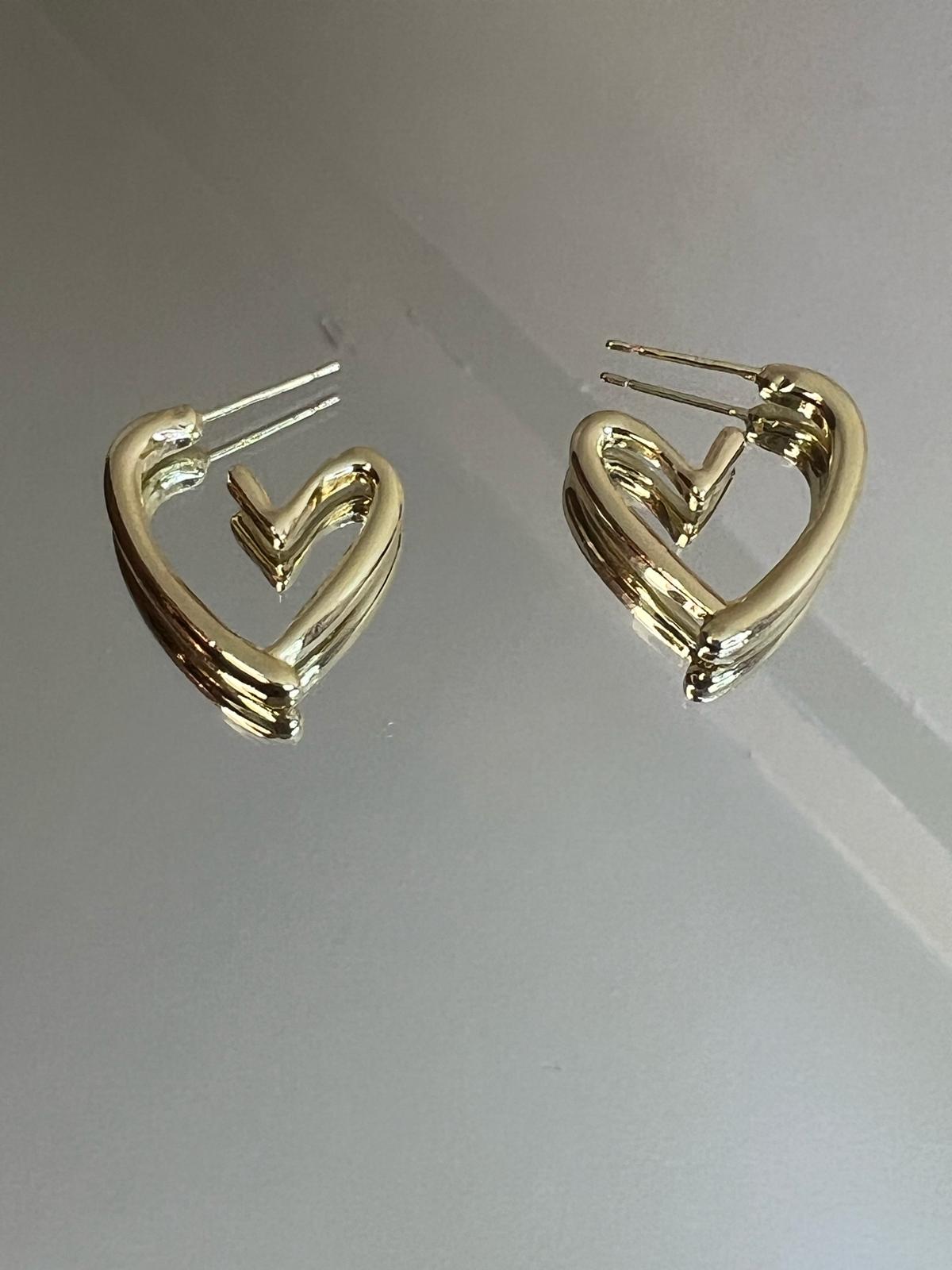 Gloden Heart Shaped Earring