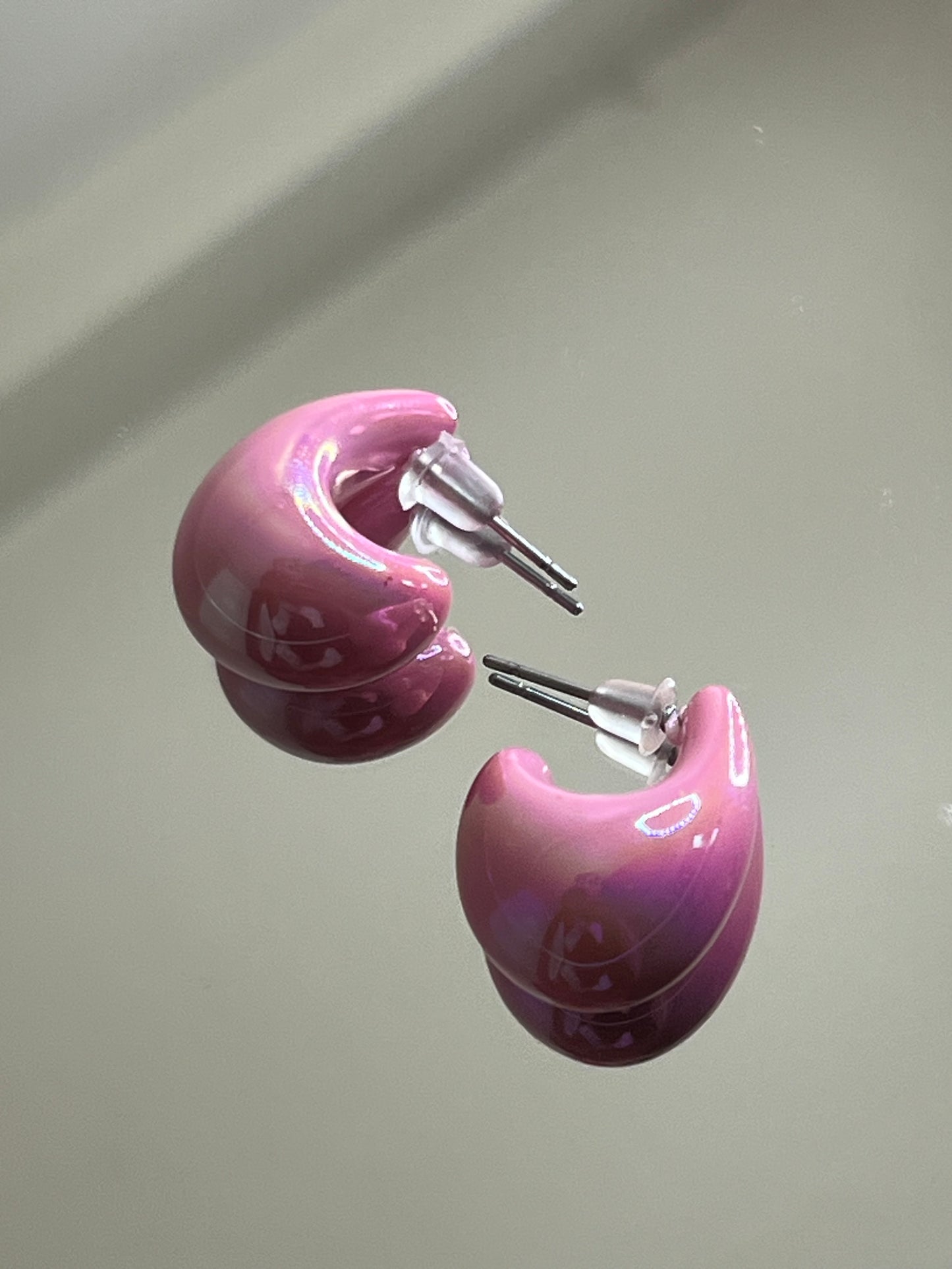 Light pink earring