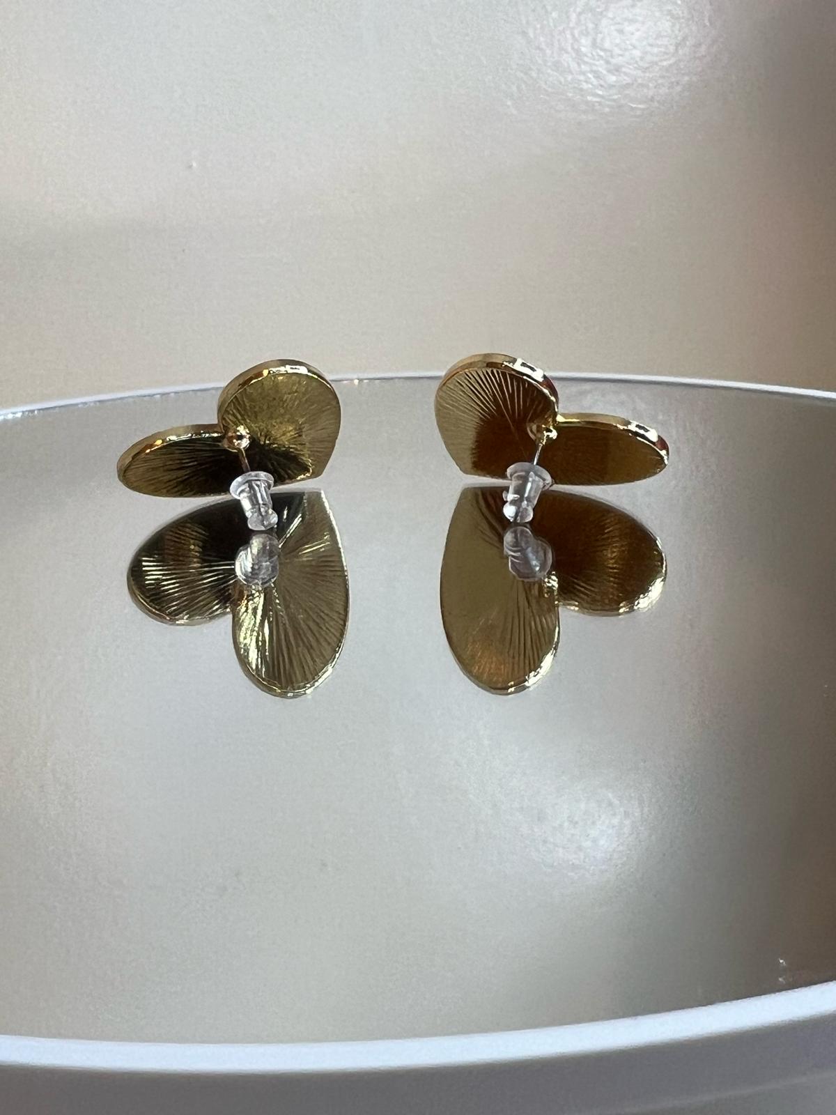 Black heart shaped earring